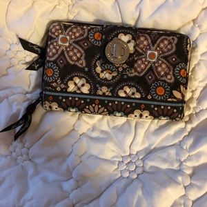 Vera Bradley RFID turnlock wallet